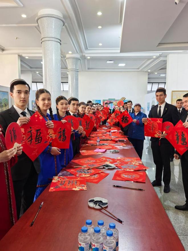 土庫曼斯坦中國新春音樂會(huì) 文化交流的絲路新篇